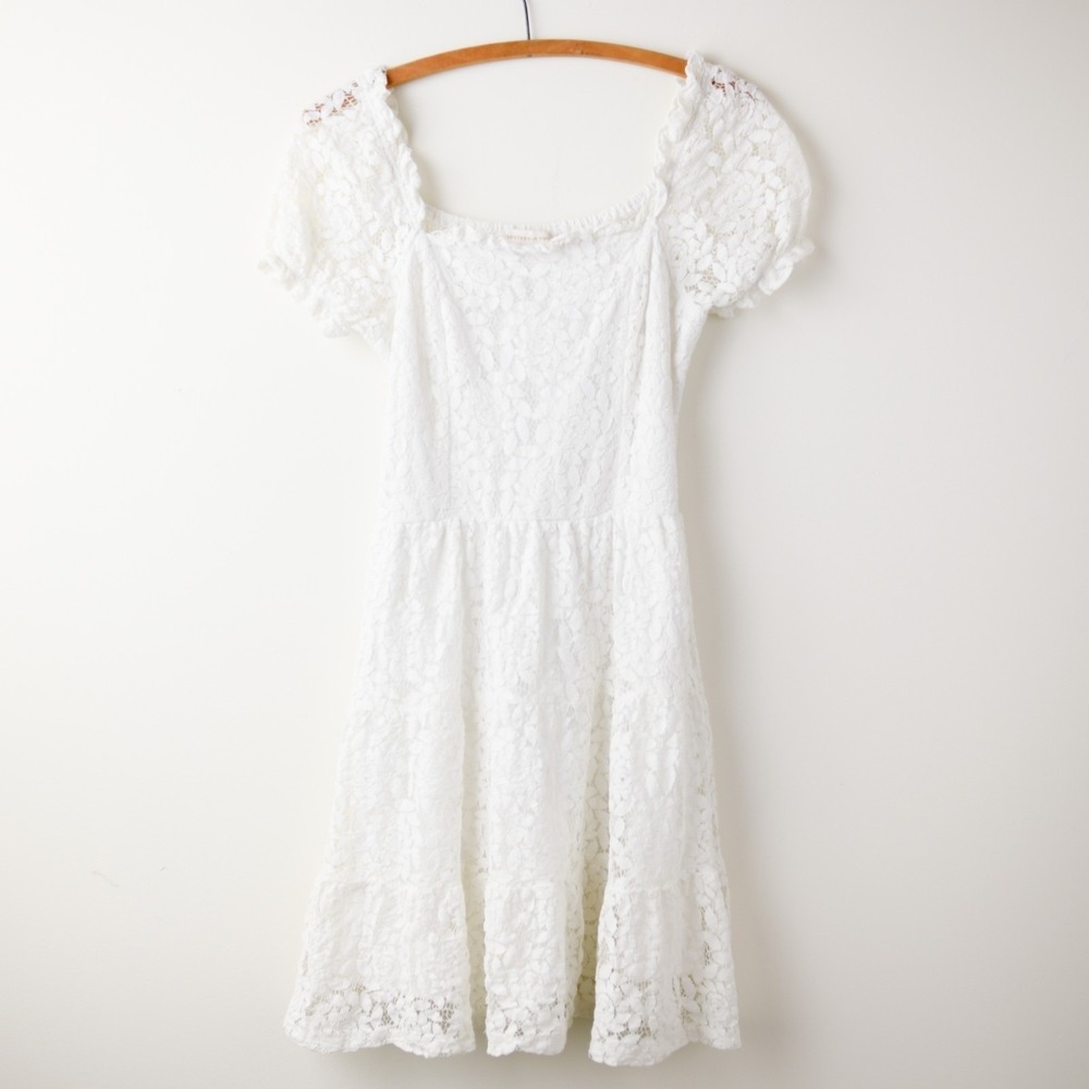 Lace Smocked Tiered Dress Womens M White Puff Sleeve Coquette‎ Cottage Romantic